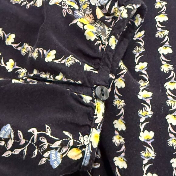 3X Plus Old Navy Blouse - Navy Blue with Flowers - Picture 9 of 9